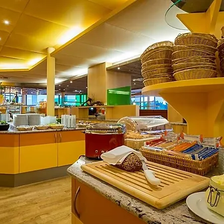 Kurzentrum 4*
