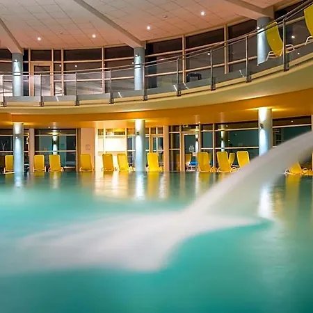 Kurzentrum Szálloda Waren