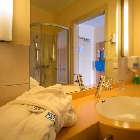 Szálloda Kurzentrum 4*