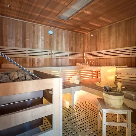 Kurzentrum Hotel 4*